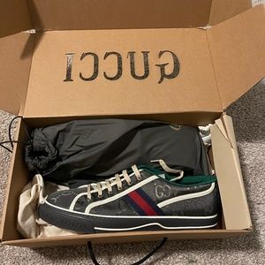 gucci sneakers
